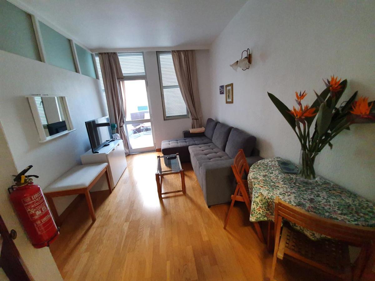 Apartamentos Navio Azul Funchal  Kültér fotó