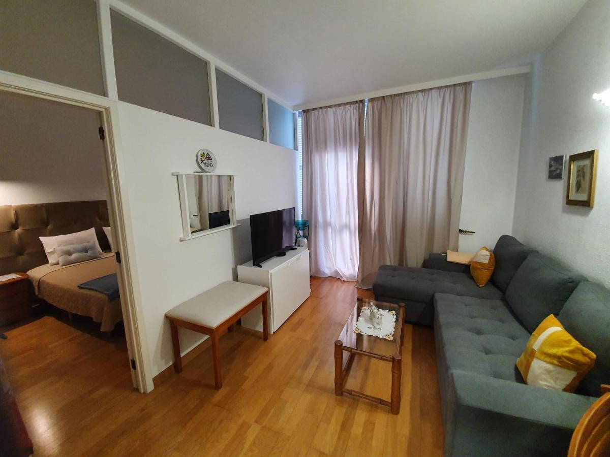 Apartamentos Navio Azul Funchal  Kültér fotó
