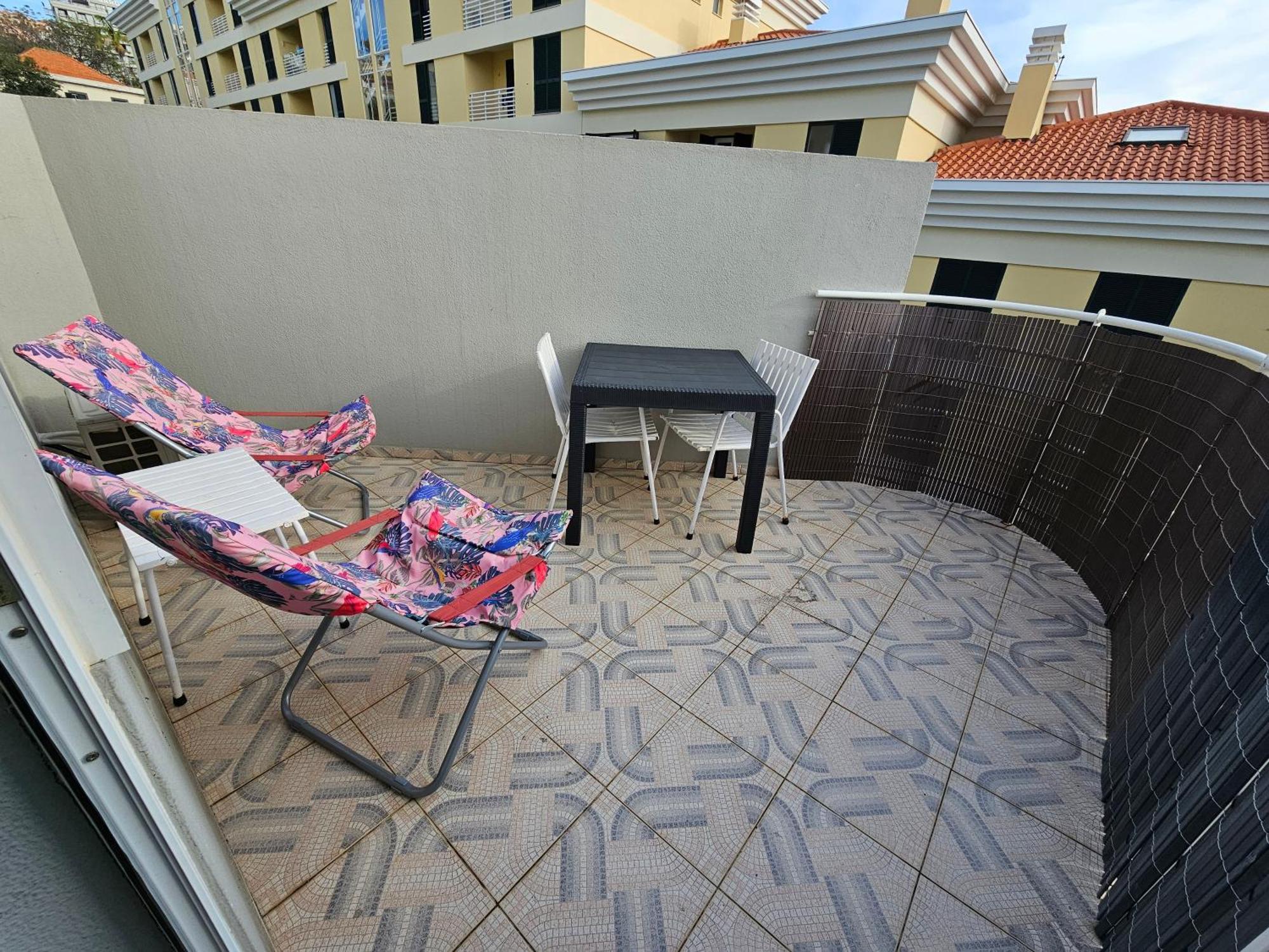 Apartamentos Navio Azul Funchal  Szoba fotó